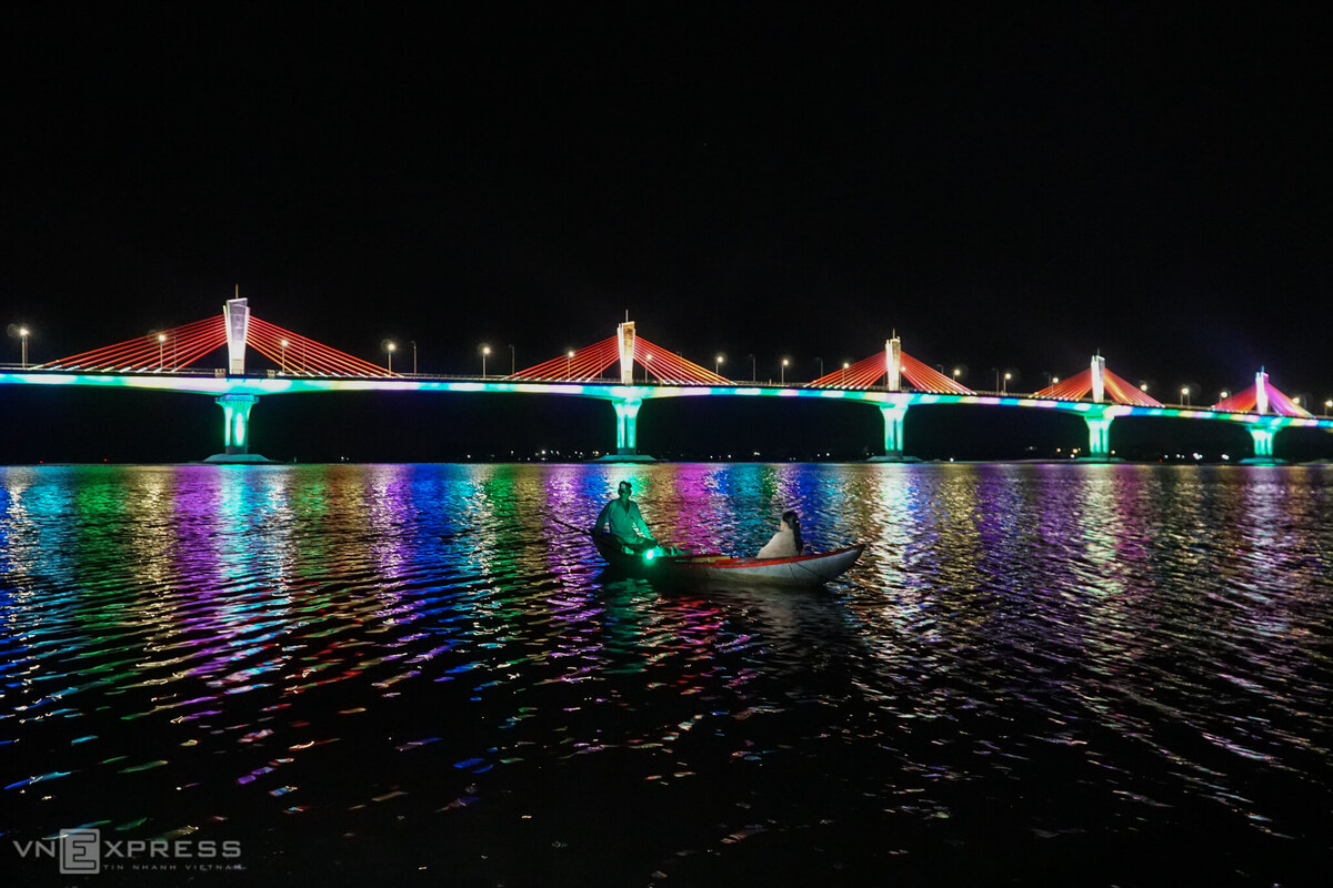 CẦU CỔ LŨY ĐANG DẦN CÁN ĐÍCH